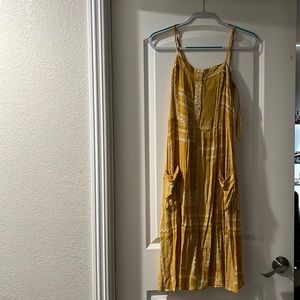 Mustard yellow in color